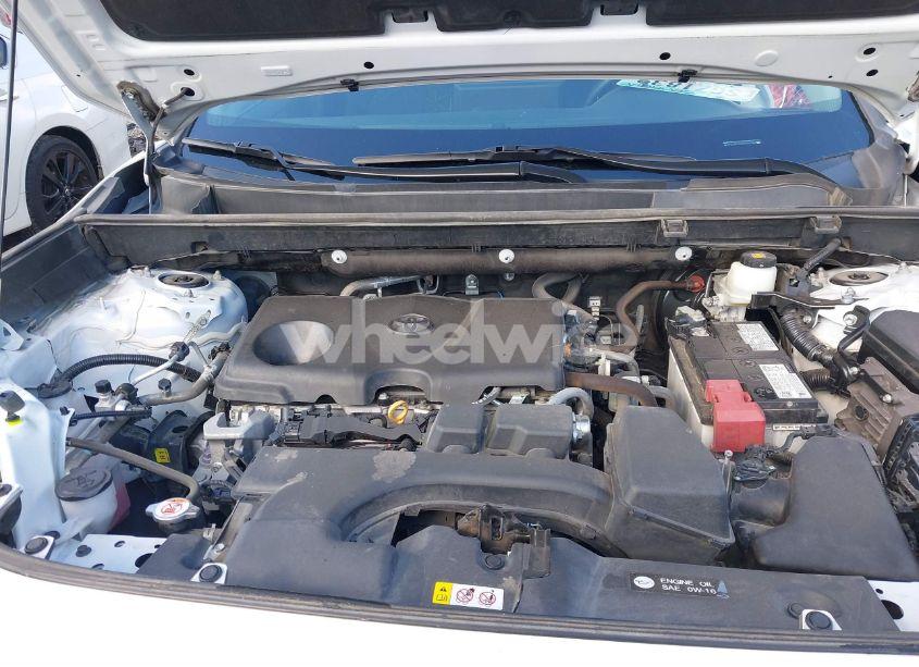 Photo 10 of 2022 Toyota Rav4 XLE (VIN 2T3W1RFV8NC180766)