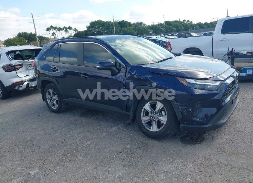 2023 Toyota Rav4 XLE (VIN 2T3W1RFV8PW244743) main photo