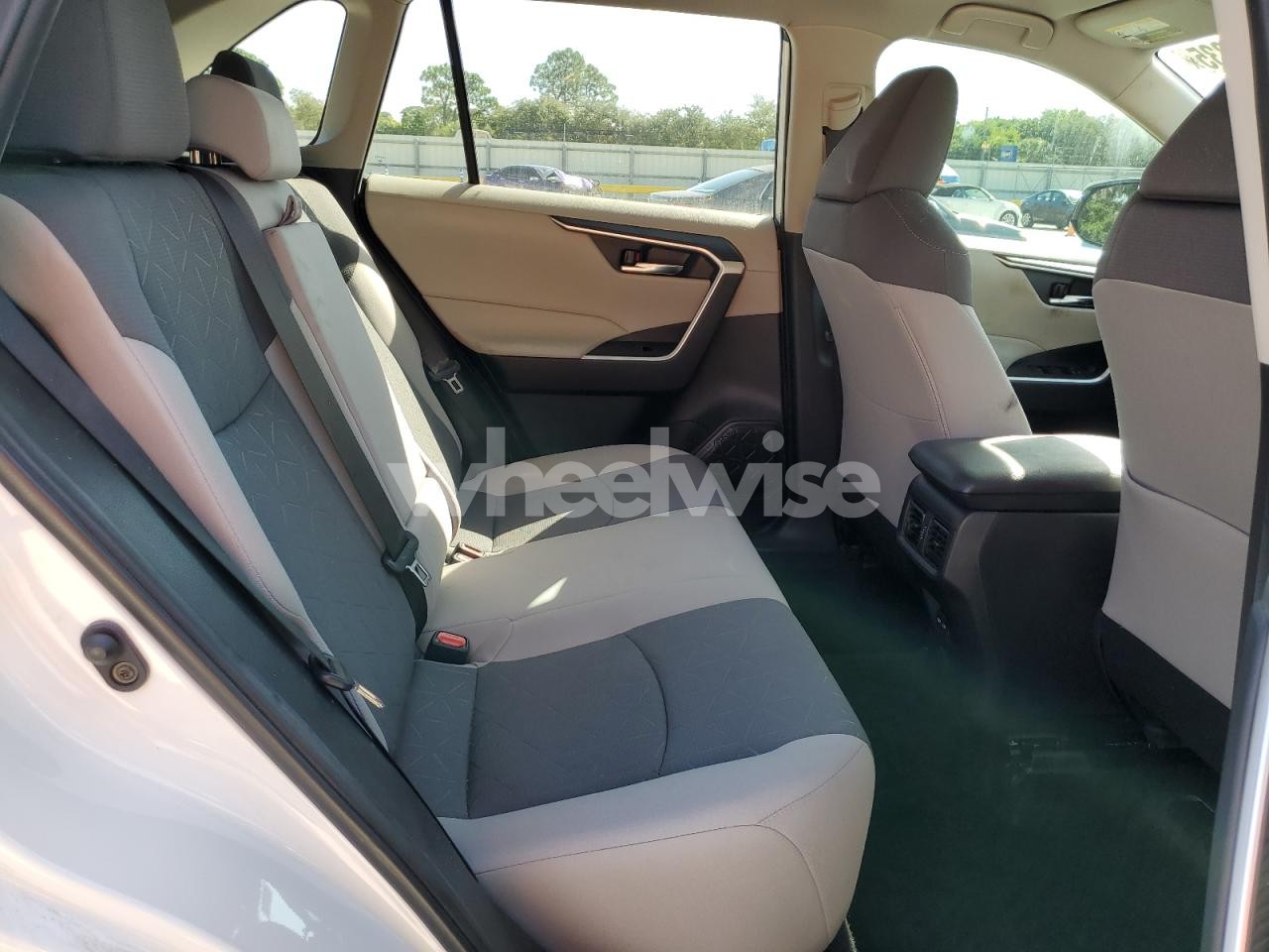 Photo 11 of 2024 TOYOTA RAV4 XLE (VIN 2T3W1RFV8RC282185)