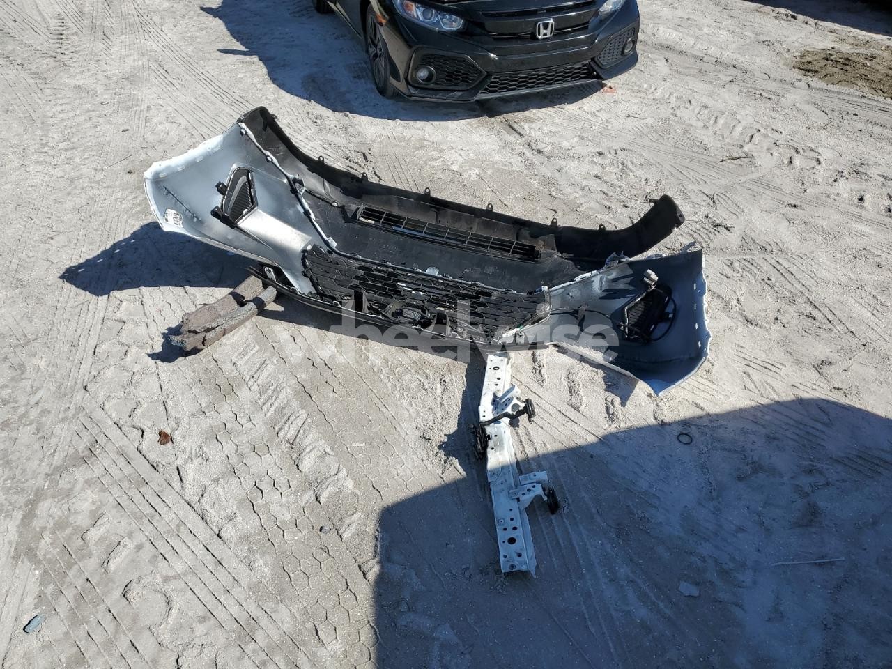 Photo 13 of 2024 TOYOTA RAV4 XLE (VIN 2T3W1RFV8RC282185)