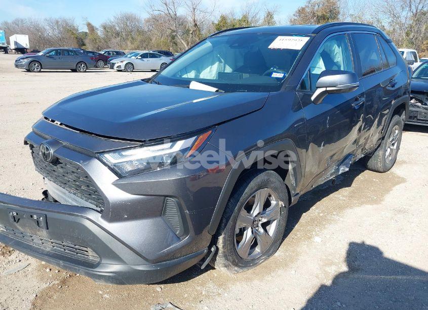 Photo 2 of 2024 Toyota Rav4 XLE (VIN 2T3W1RFV8RW304667)