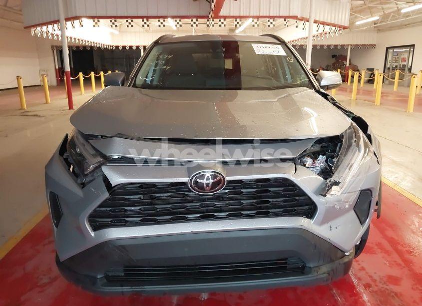 Photo 12 of 2024 Toyota Rav4 XLE (VIN 2T3W1RFV8RW318780)
