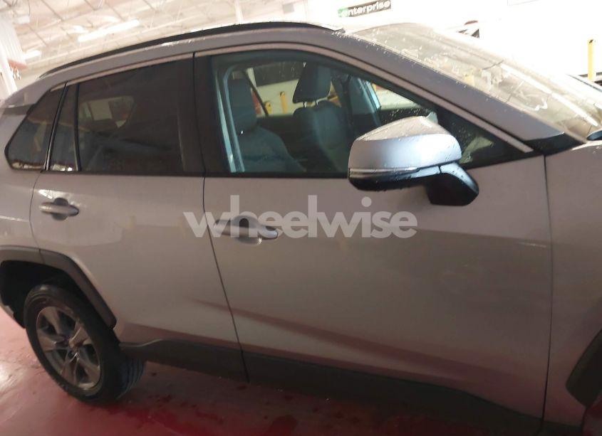 Photo 13 of 2024 Toyota Rav4 XLE (VIN 2T3W1RFV8RW318780)