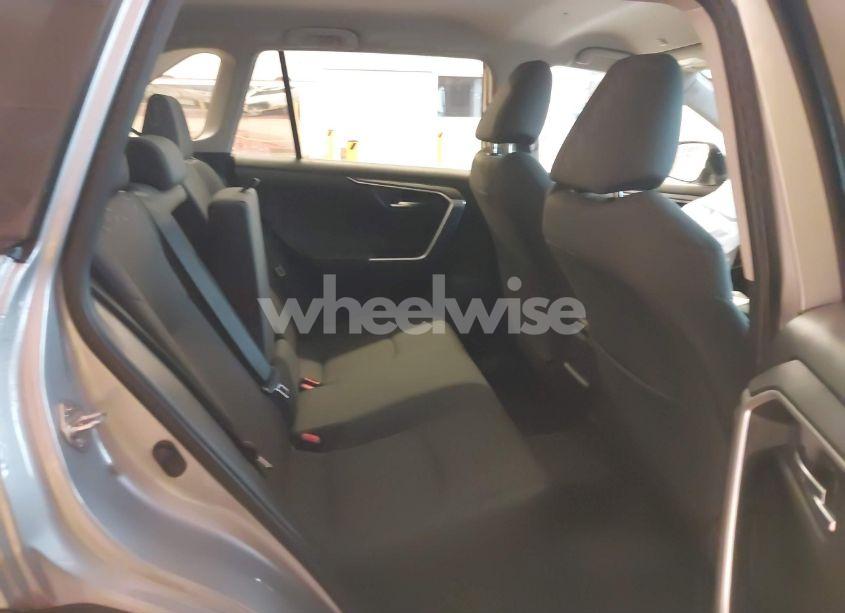 Photo 8 of 2024 Toyota Rav4 XLE (VIN 2T3W1RFV8RW318780)