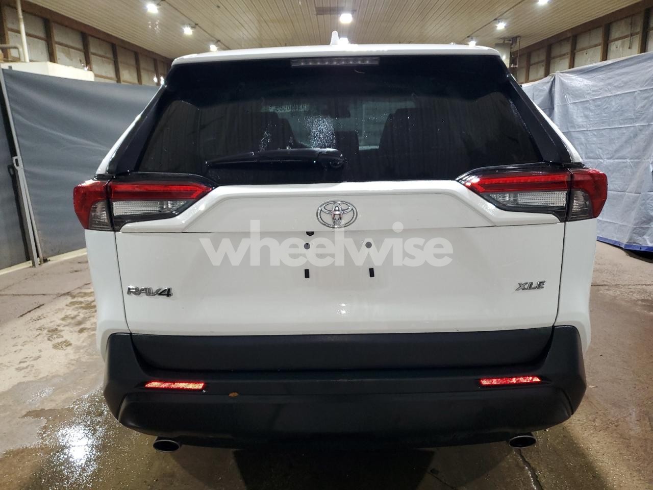 Photo 6 of 2024 TOYOTA RAV4 XLE (VIN 2T3W1RFV8RW332128)