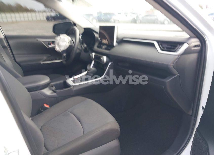 Photo 5 of 2024 Toyota Rav4 XLE (VIN 2T3W1RFV8RW340682)