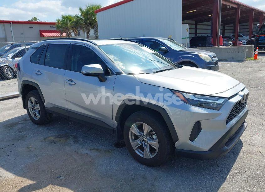 2024 Toyota Rav4 XLE (VIN 2T3W1RFV8RW345106) main photo