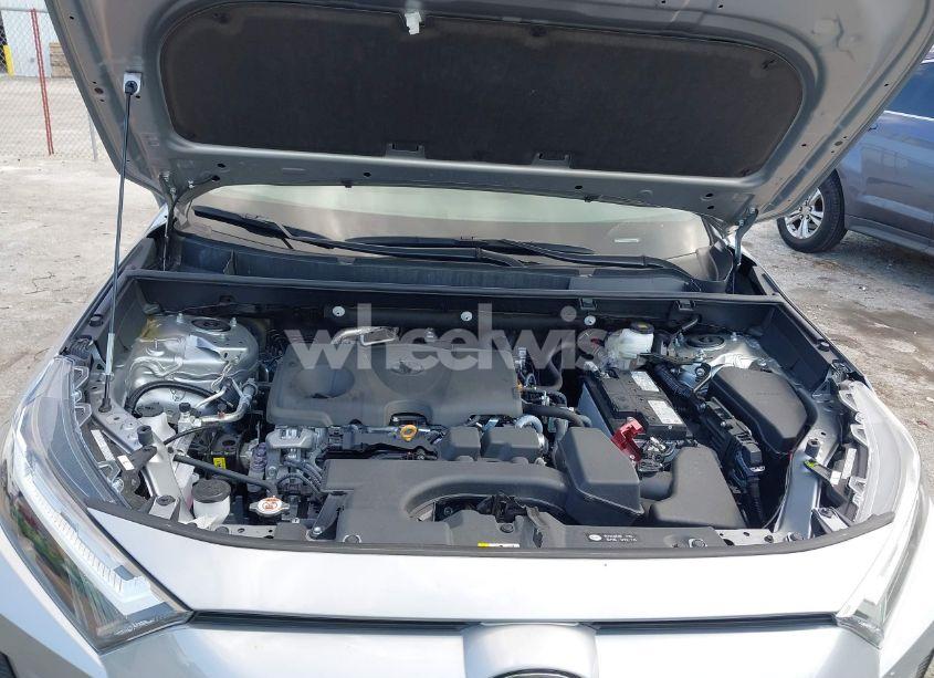 Photo 10 of 2024 Toyota Rav4 XLE (VIN 2T3W1RFV8RW345106)