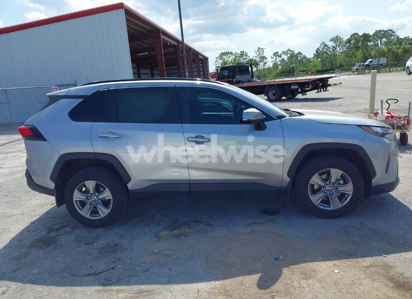 Photo 14 of 2024 Toyota Rav4 XLE (VIN 2T3W1RFV8RW345106)