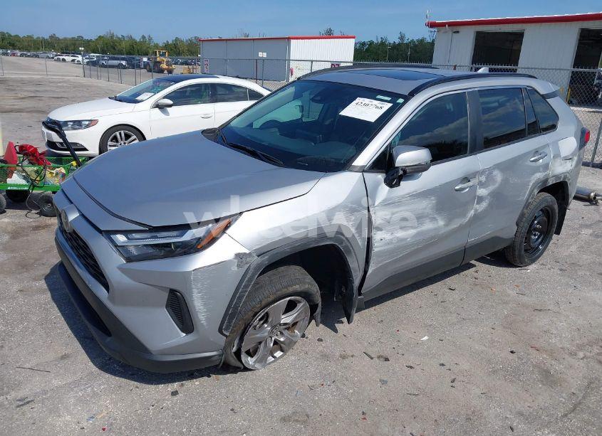 Photo 2 of 2024 Toyota Rav4 XLE (VIN 2T3W1RFV8RW345106)