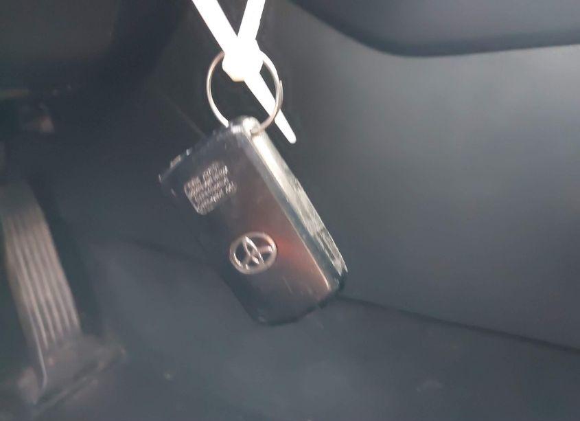 Photo 11 of 2019 Toyota Rav4 XLE (VIN 2T3W1RFV9KC008449)