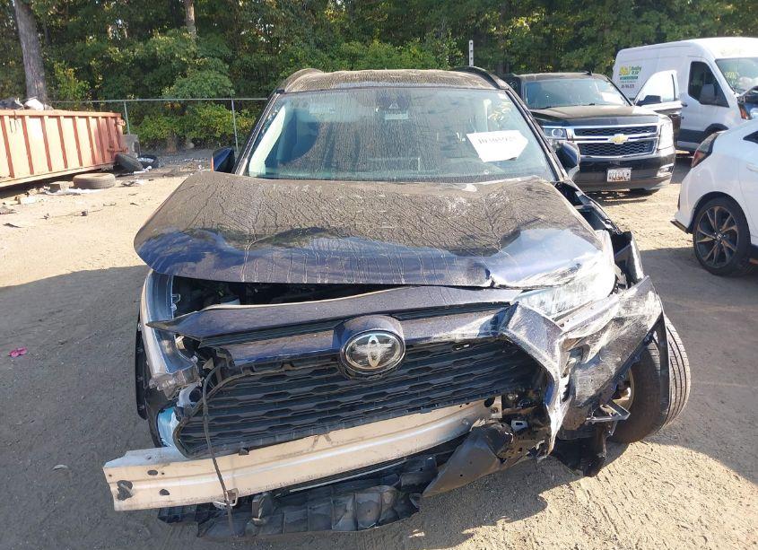 Photo 11 of 2020 Toyota Rav4 XLE/XLE PREMIUM (VIN 2T3W1RFV9LC044434)