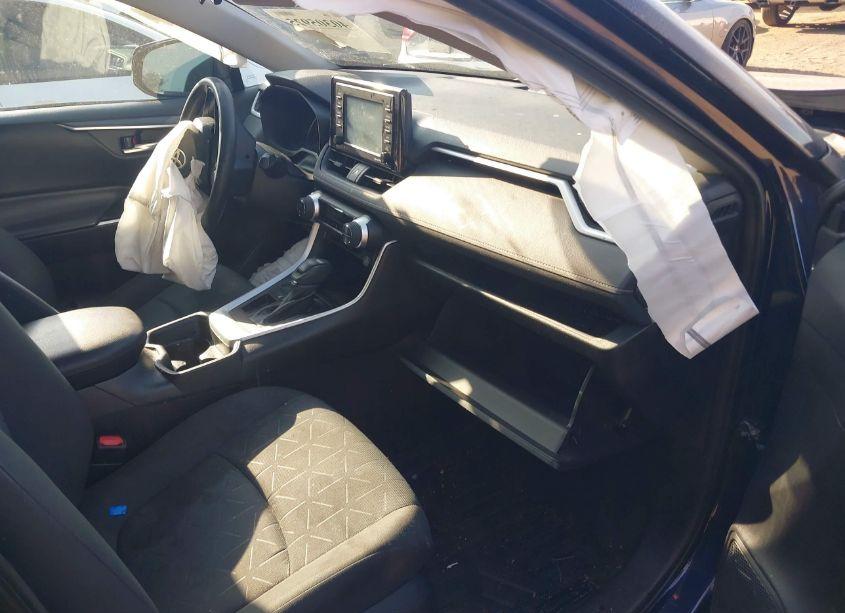 Photo 5 of 2020 Toyota Rav4 XLE/XLE PREMIUM (VIN 2T3W1RFV9LC044434)