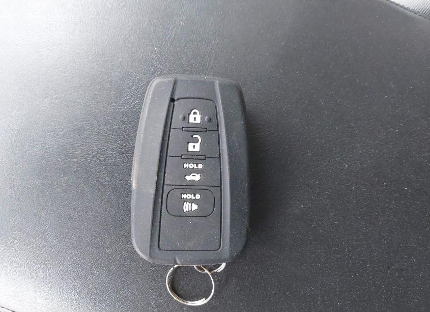 Photo 11 of 2020 Toyota Rav4 XLE (VIN 2T3W1RFV9LC070659)