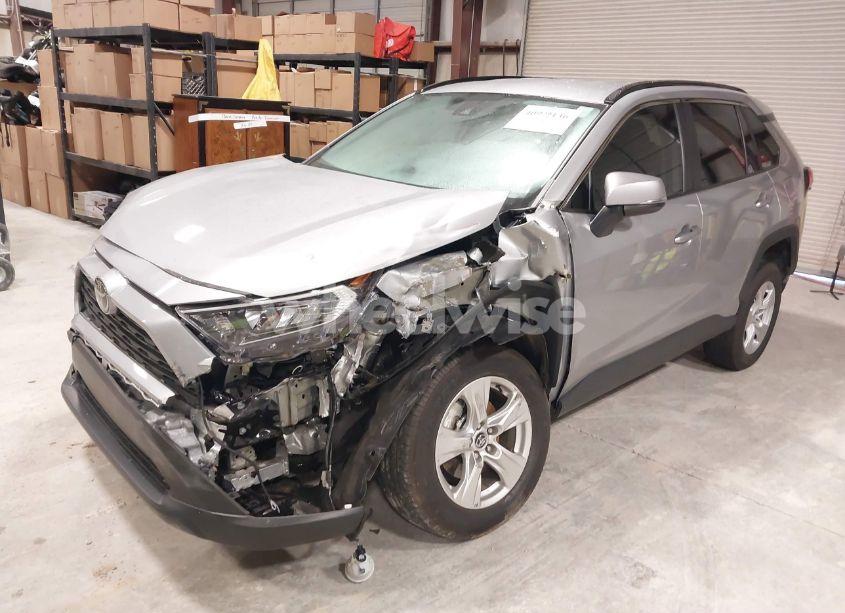 Photo 2 of 2020 Toyota Rav4 XLE/XLE PREMIUM (VIN 2T3W1RFV9LW059806)