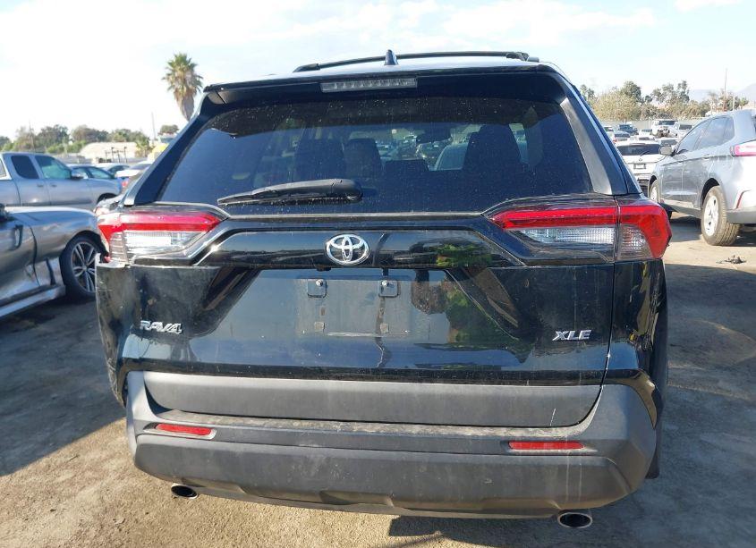 Photo 16 of 2020 Toyota Rav4 XLE (VIN 2T3W1RFV9LW073043)