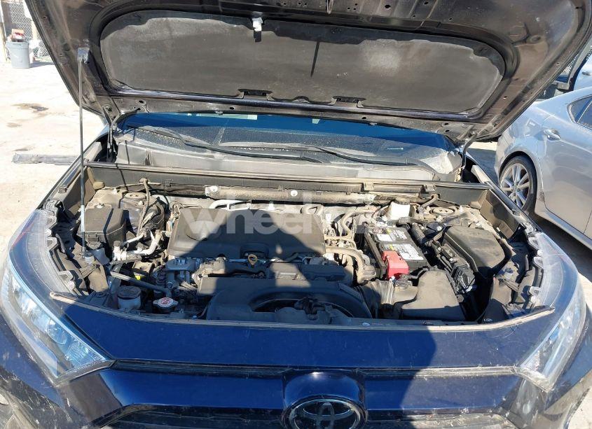 Photo 10 of 2020 Toyota Rav4 XLE (VIN 2T3W1RFV9LW097763)