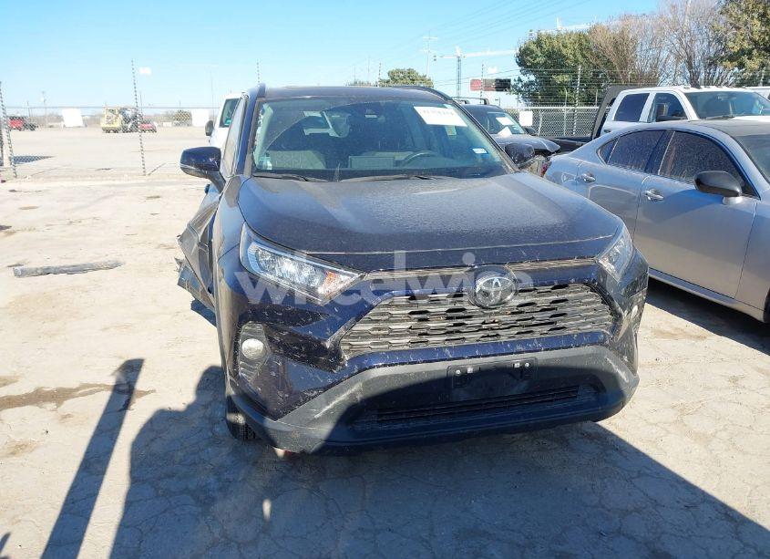 Photo 12 of 2020 Toyota Rav4 XLE (VIN 2T3W1RFV9LW097763)