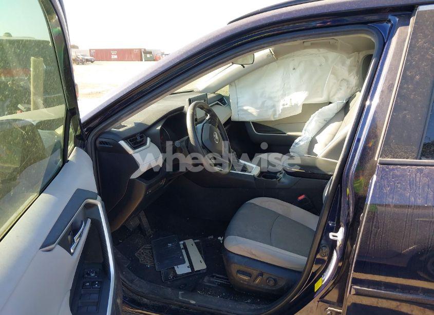 Photo 5 of 2020 Toyota Rav4 XLE (VIN 2T3W1RFV9LW097763)