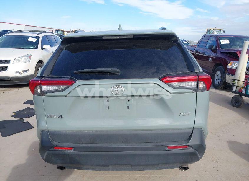 Photo 16 of 2021 Toyota Rav4 XLE (VIN 2T3W1RFV9MC091948)