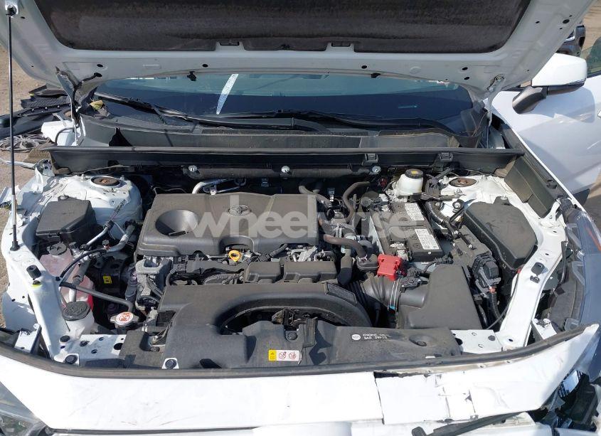 Photo 10 of 2021 Toyota Rav4 XLE (VIN 2T3W1RFV9MC095661)