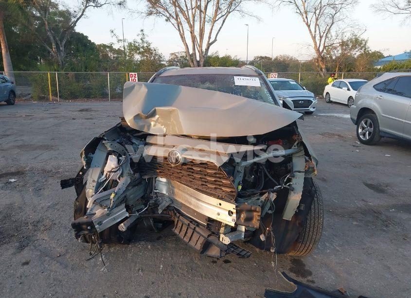 Photo 11 of 2021 Toyota Rav4 XLE (VIN 2T3W1RFV9MW166274)