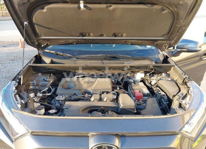 Photo 10 of 2022 Toyota Rav4 XLE (VIN 2T3W1RFV9NC187550)