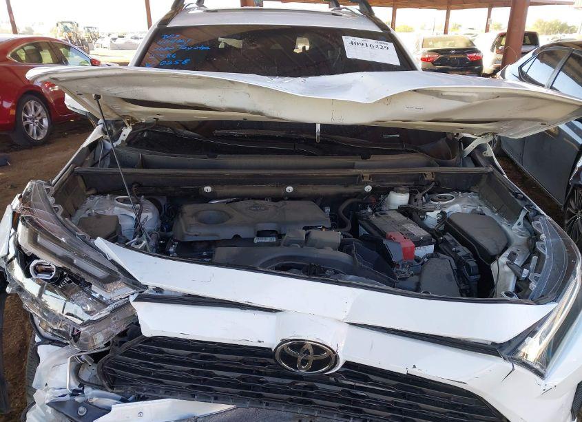 Photo 10 of 2022 Toyota Rav4 XLE (VIN 2T3W1RFV9NC210258)