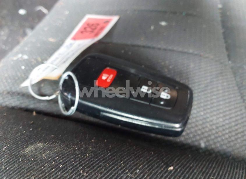 Photo 11 of 2022 Toyota Rav4 XLE (VIN 2T3W1RFV9NW198840)