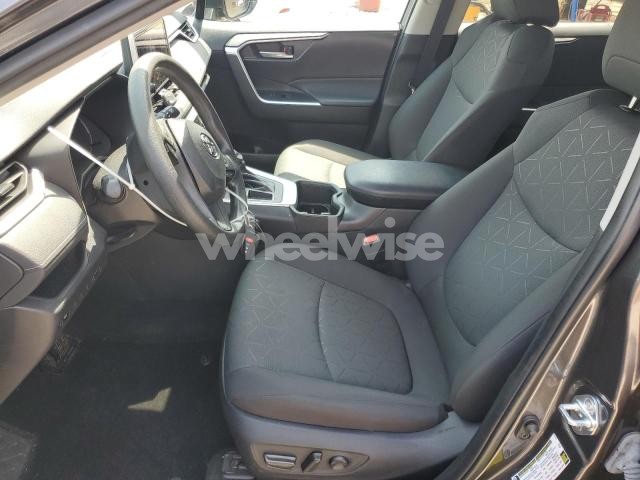 Photo 10 of 2024 TOYOTA RAV4 XLE (VIN 2T3W1RFV9RC253617)