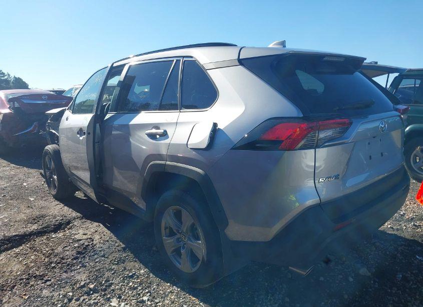 Photo 3 of 2024 Toyota Rav4 XLE (VIN 2T3W1RFV9RC254640)