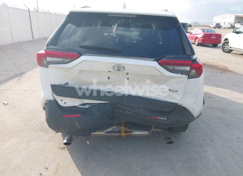 Photo 6 of 2024 Toyota Rav4 XLE (VIN 2T3W1RFV9RC257957)