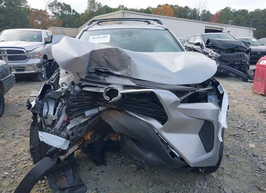 Photo 6 of 2024 Toyota Rav4 XLE (VIN 2T3W1RFV9RC263273)