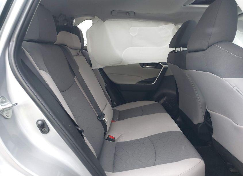 Photo 8 of 2024 Toyota Rav4 XLE (VIN 2T3W1RFV9RC263273)