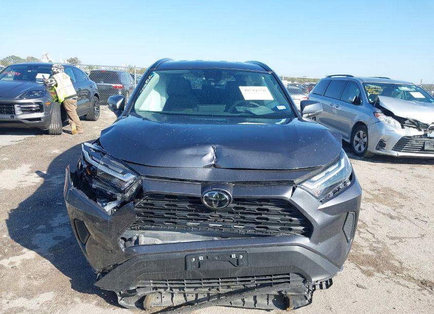 Photo 12 of 2024 Toyota Rav4 XLE (VIN 2T3W1RFV9RC279280)