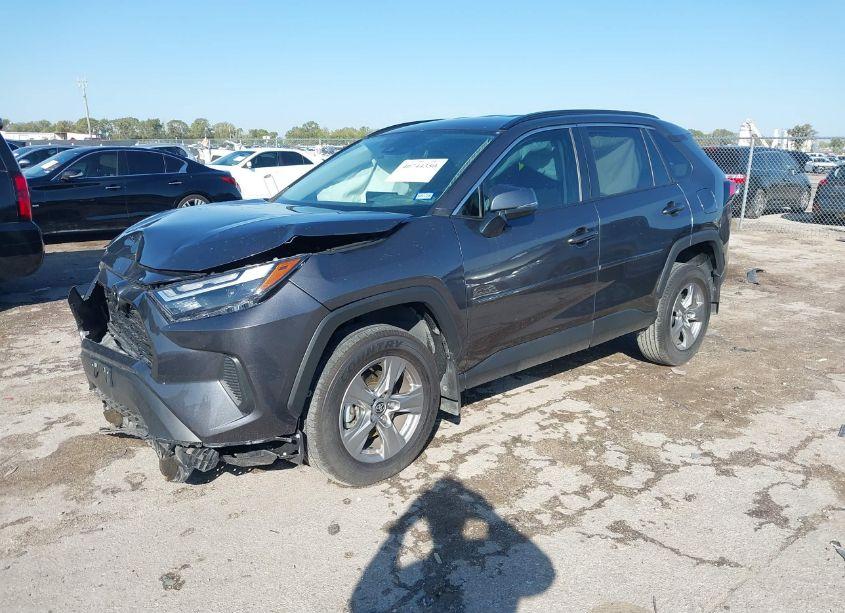 Photo 2 of 2024 Toyota Rav4 XLE (VIN 2T3W1RFV9RC279280)