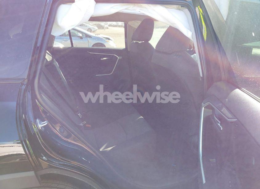 Photo 8 of 2024 Toyota Rav4 XLE (VIN 2T3W1RFV9RC293146)