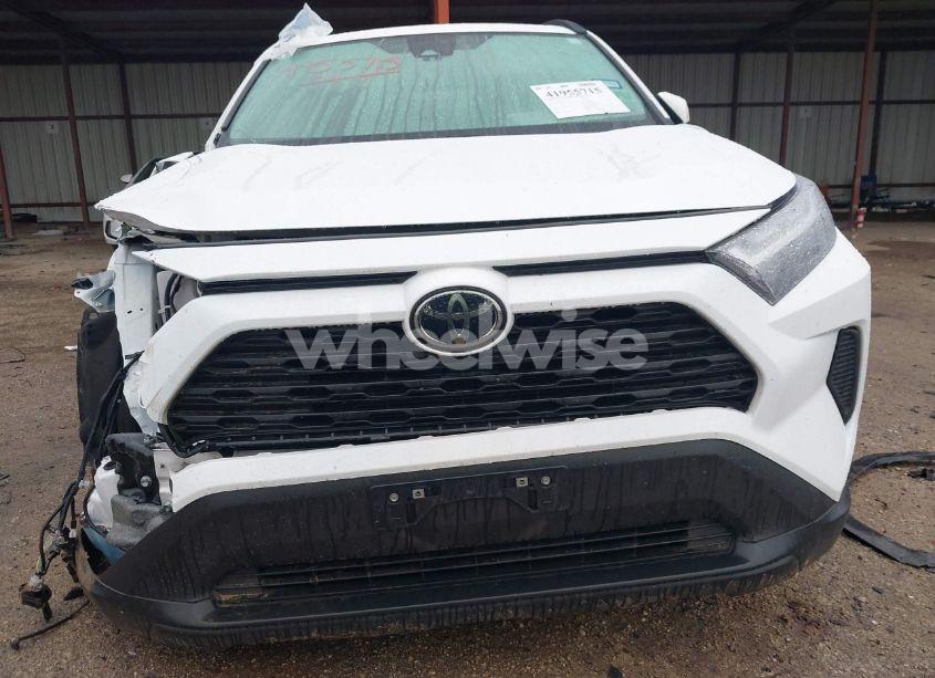 Photo 12 of 2024 Toyota Rav4 XLE (VIN 2T3W1RFV9RC298637)