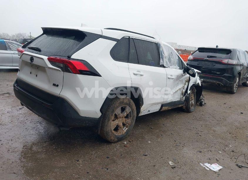 Photo 4 of 2024 Toyota Rav4 XLE (VIN 2T3W1RFV9RC298637)