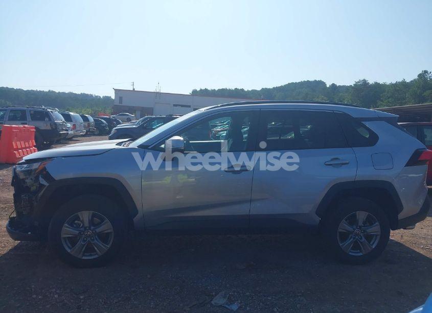 Photo 14 of 2024 Toyota Rav4 XLE (VIN 2T3W1RFV9RW314785)