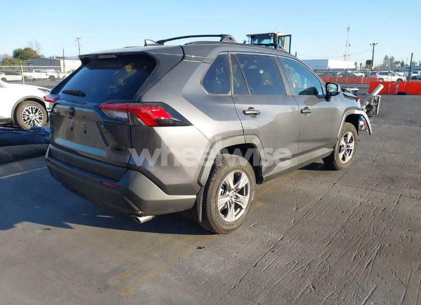 Photo 4 of 2024 Toyota Rav4 XLE (VIN 2T3W1RFV9RW363839)