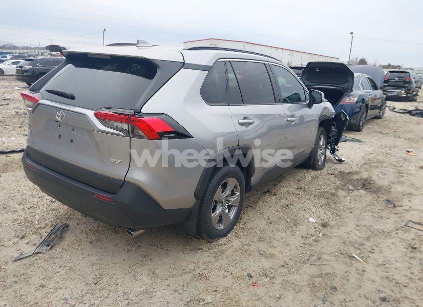 Photo 4 of 2025 Toyota Rav4 XLE (VIN 2T3W1RFV9SC304653)