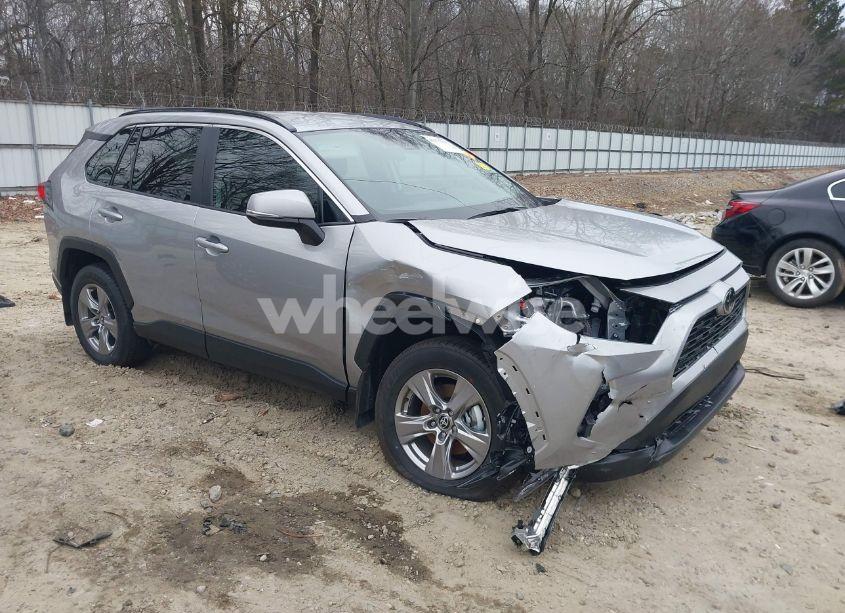 Photo 6 of 2025 Toyota Rav4 XLE (VIN 2T3W1RFV9SC304653)