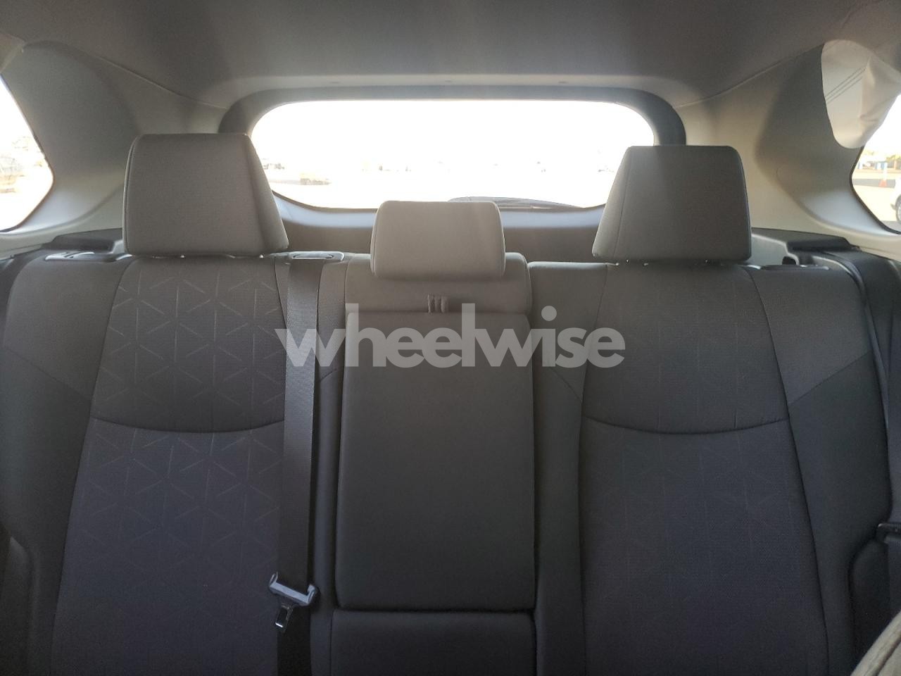 Photo 10 of 2025 TOYOTA RAV4 XLE (VIN 2T3W1RFV9SC307682)