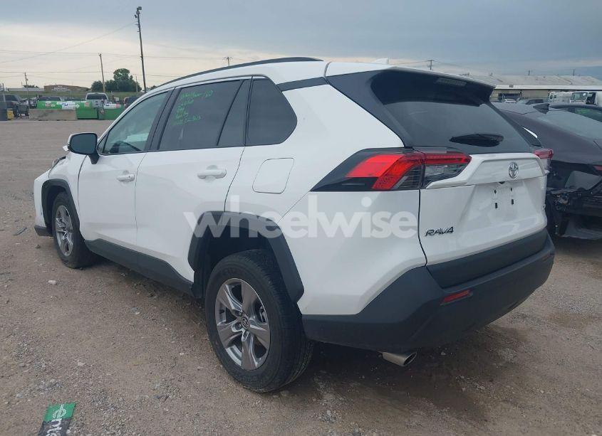 Photo 3 of 2025 Toyota Rav4 XLE (VIN 2T3W1RFV9SW369324)