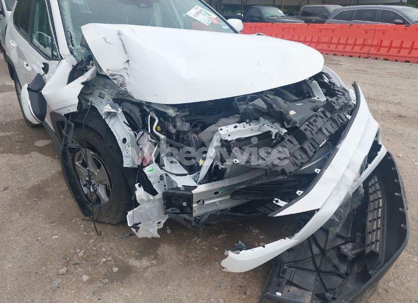 Photo 6 of 2025 Toyota Rav4 XLE (VIN 2T3W1RFV9SW369324)