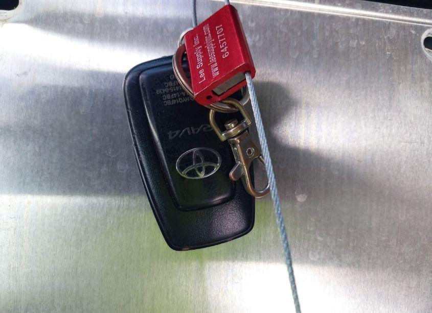 Photo 11 of 2020 Toyota Rav4 XLE (VIN 2T3W1RFVXLC036245)