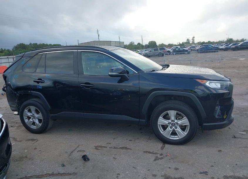 Photo 14 of 2020 Toyota Rav4 XLE (VIN 2T3W1RFVXLC036245)