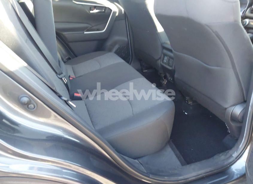 Photo 8 of 2021 Toyota Rav4 XLE (VIN 2T3W1RFVXMC104044)