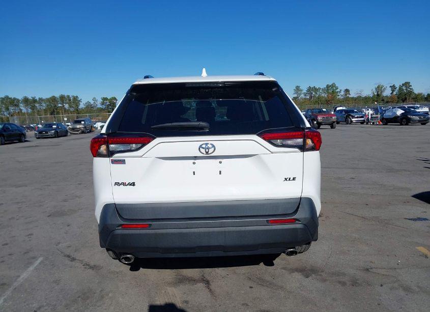 Photo 16 of 2021 Toyota Rav4 XLE (VIN 2T3W1RFVXMC118283)